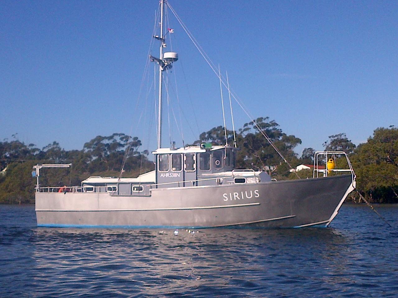 aluminium boat welded with tokentools ac dc tig welder and mig welder